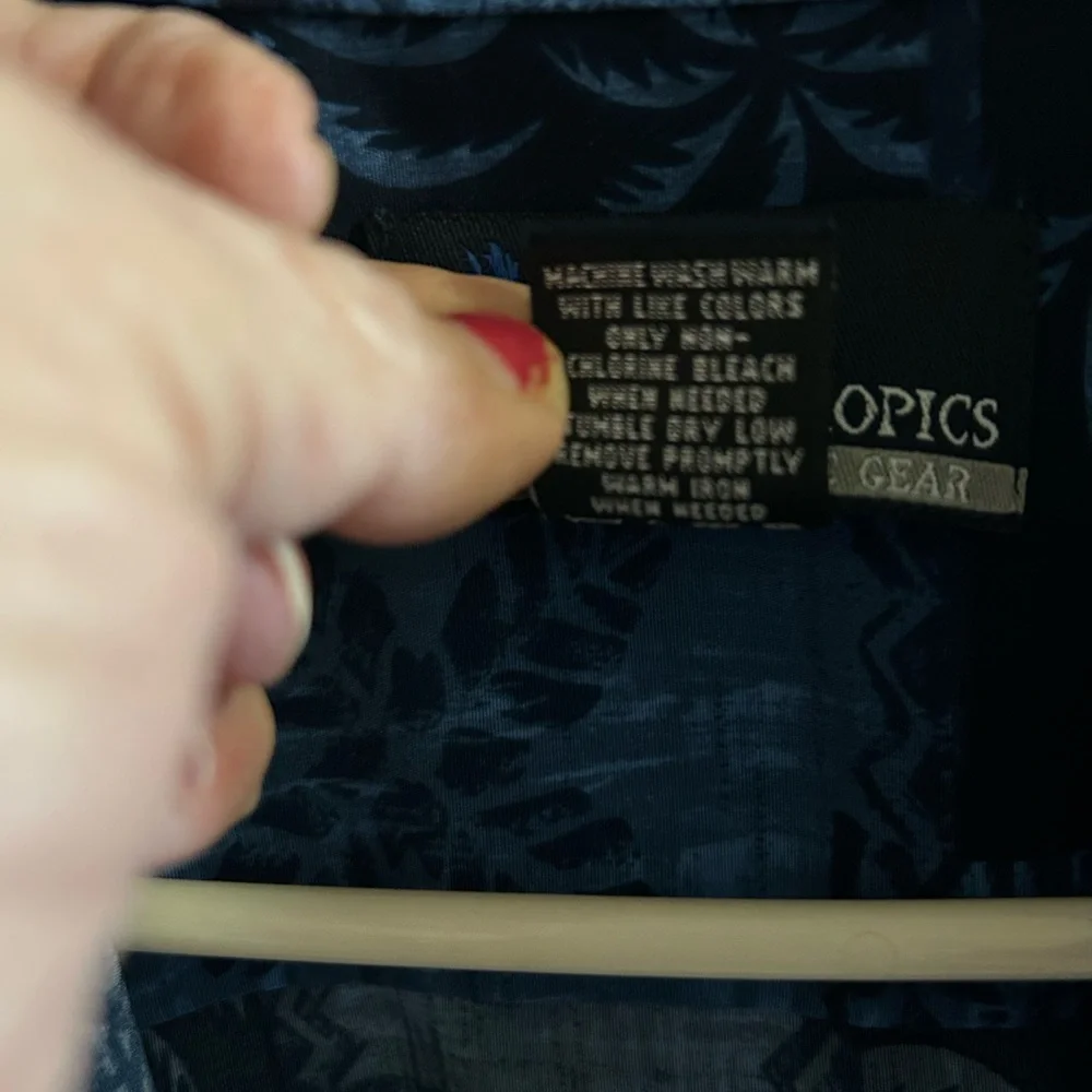 Blue Palm Tree Casual Button Down Shirt - Picture 4 of 4